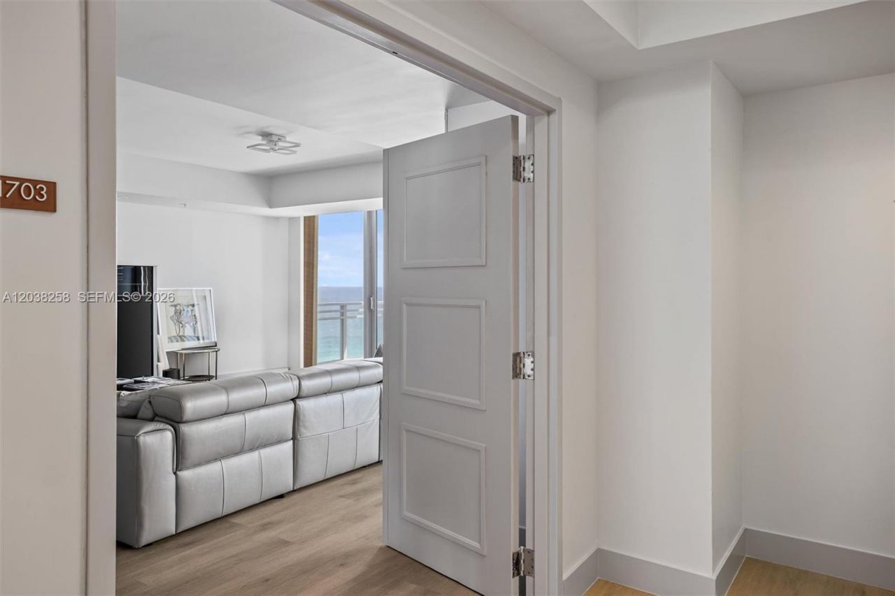 3535 S Ocean Dr, Unit 1703, Hollywood, FL 33019 Photo