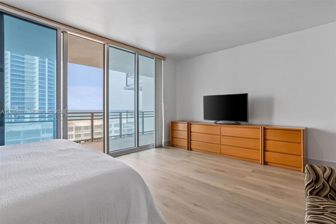 3535 S Ocean Dr, Unit 1703, Hollywood, FL 33019 Photo