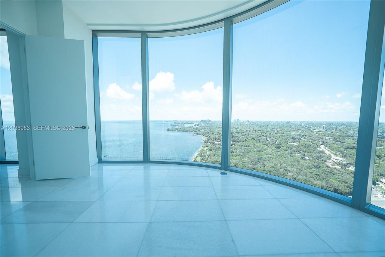 175 SE 25th Rd , Unit 2703, Miami, FL 33129 Photo