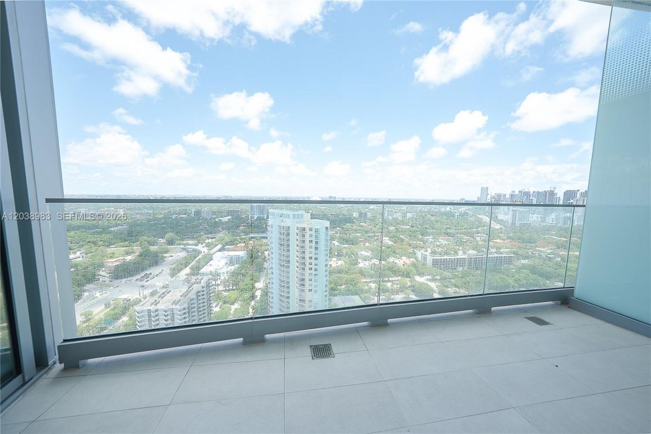175 SE 25th Rd , Unit 2703, Miami, FL 33129 Photo