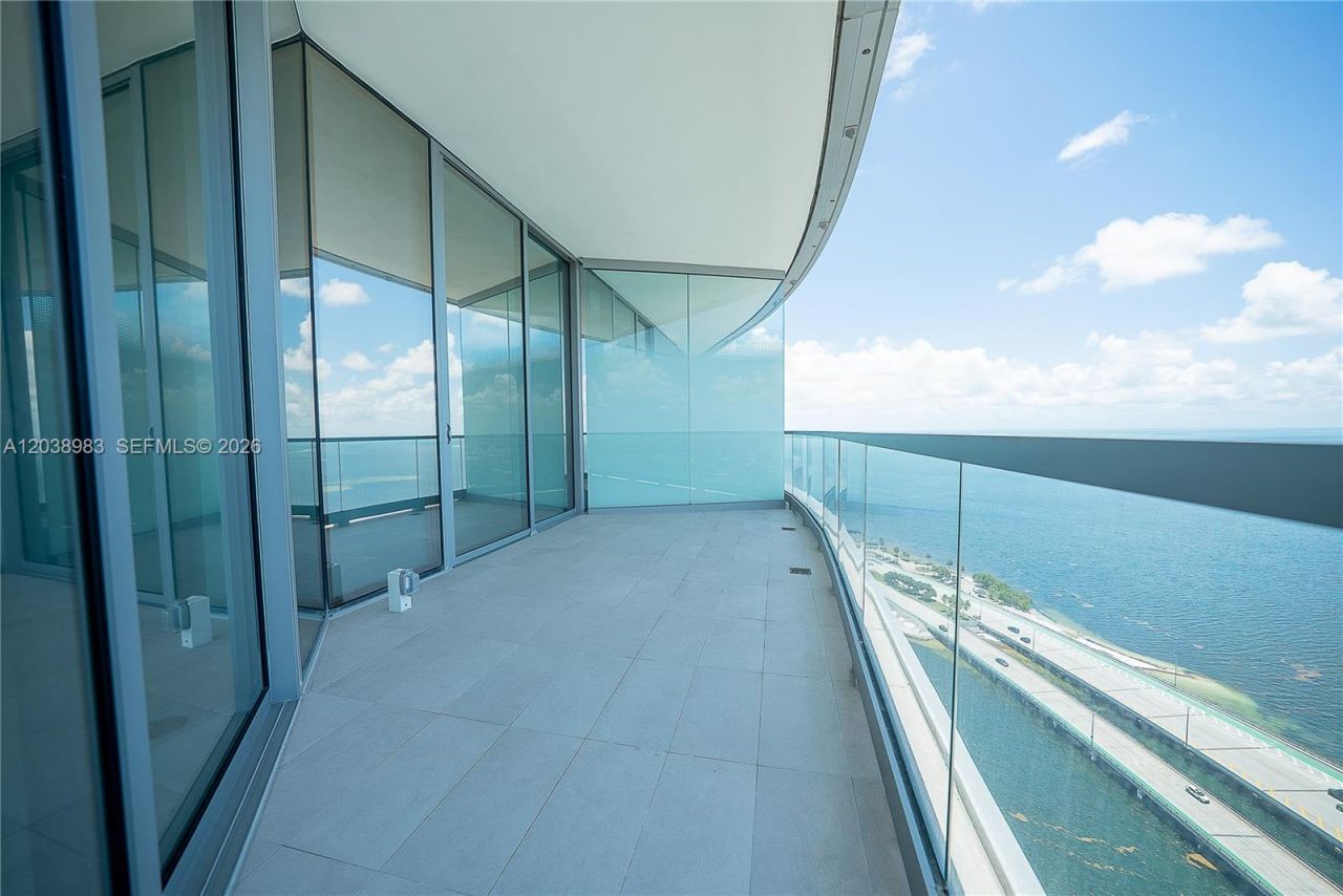 175 SE 25th Rd , Unit 2703, Miami, FL 33129 Photo