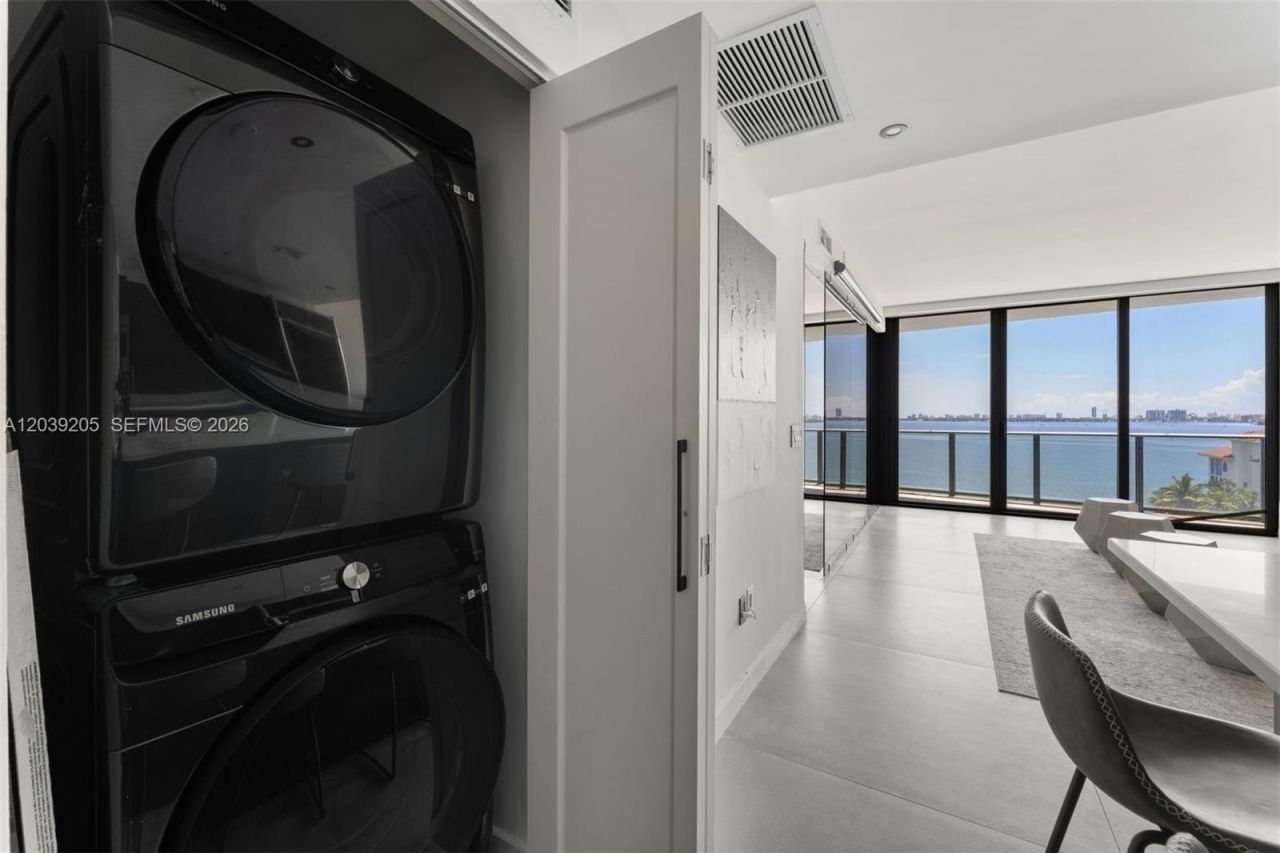 460 NE 28th St , Unit 805, Miami, FL 33137 Photo