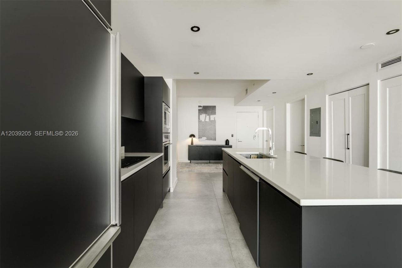460 NE 28th St , Unit 805, Miami, FL 33137 Photo