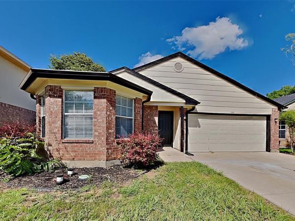 649 Blueberry Hill Lane, Mansfield, TX 76063