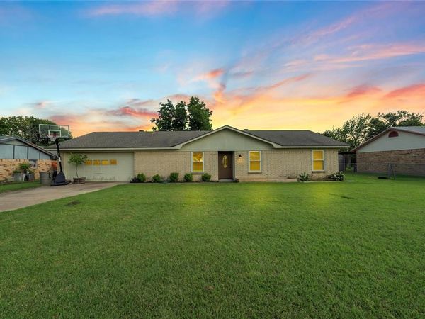 837 W 3rd Street , Eddy, TX 76524