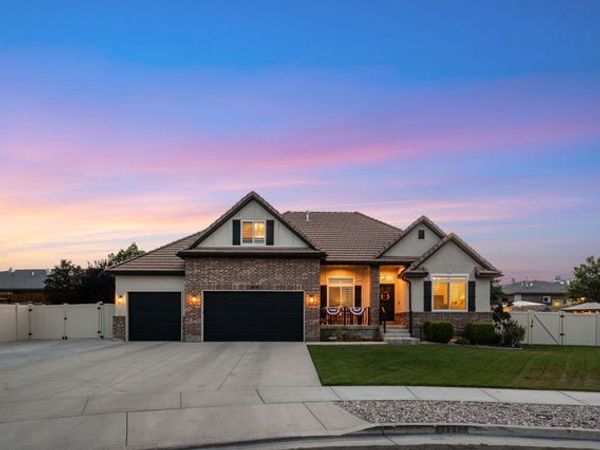 12692 S MERRYVALE CIR , Riverton, UT 84065