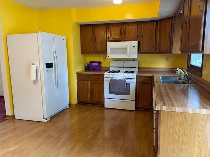 110 Rustic Drive, Circleville, OH 43113 Photo 3