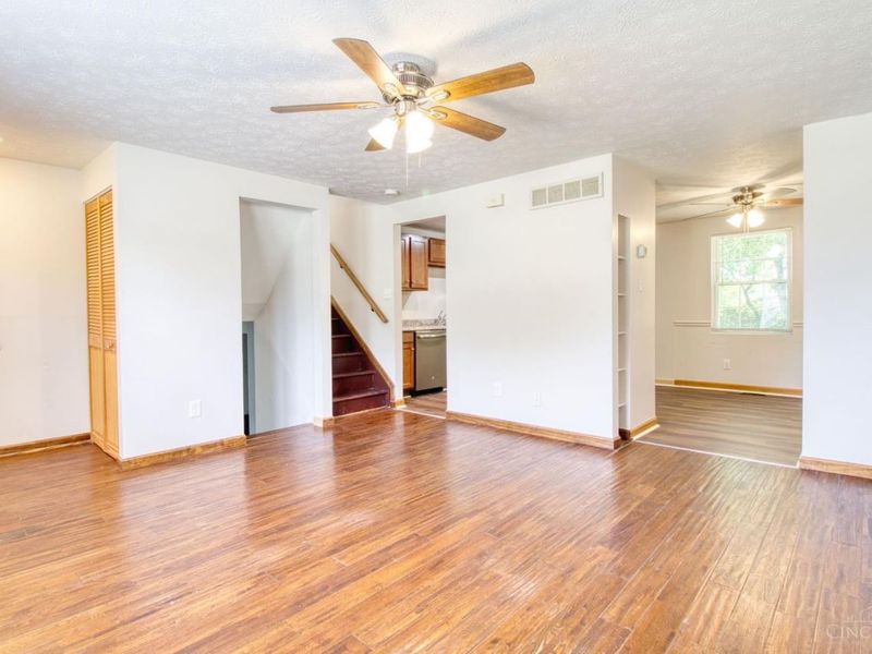 820 Laverty Lane, Anderson Twp, OH 45230 Photo 3