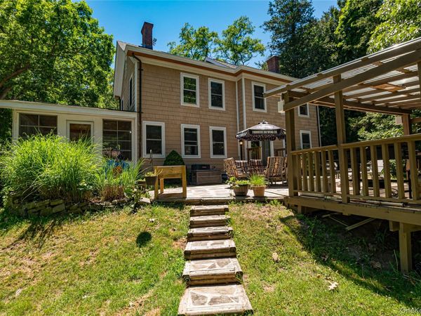 38 Pleasure Drive , Flanders, NY 11901