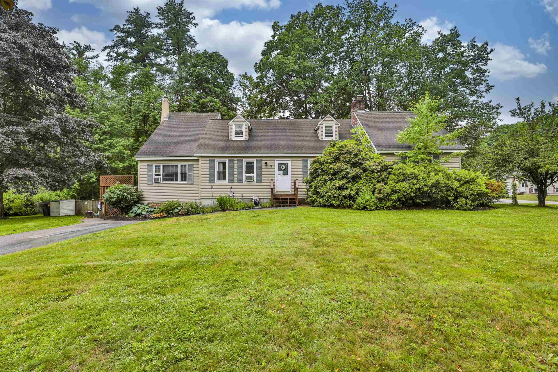 9 Candy Lane, Merrimack, NH 03054 Main Photo