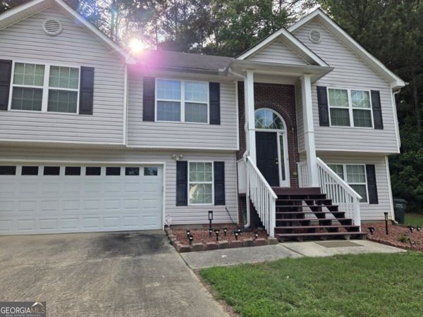 3975 Crestwater Lane, Snellville, GA 30039