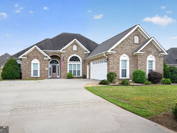 203 Pembroke Point, Centerville, GA 31028