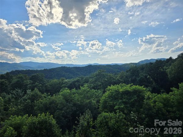 822 Windy Mountain Road, Deep Gap, NC 28618