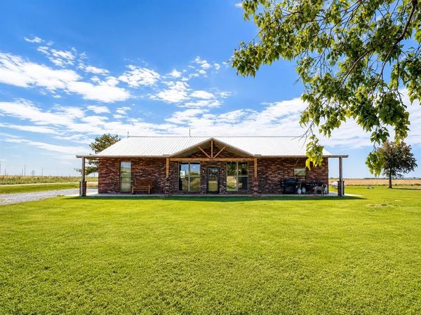 22526 E 1290 Road, Rocky, OK 73661