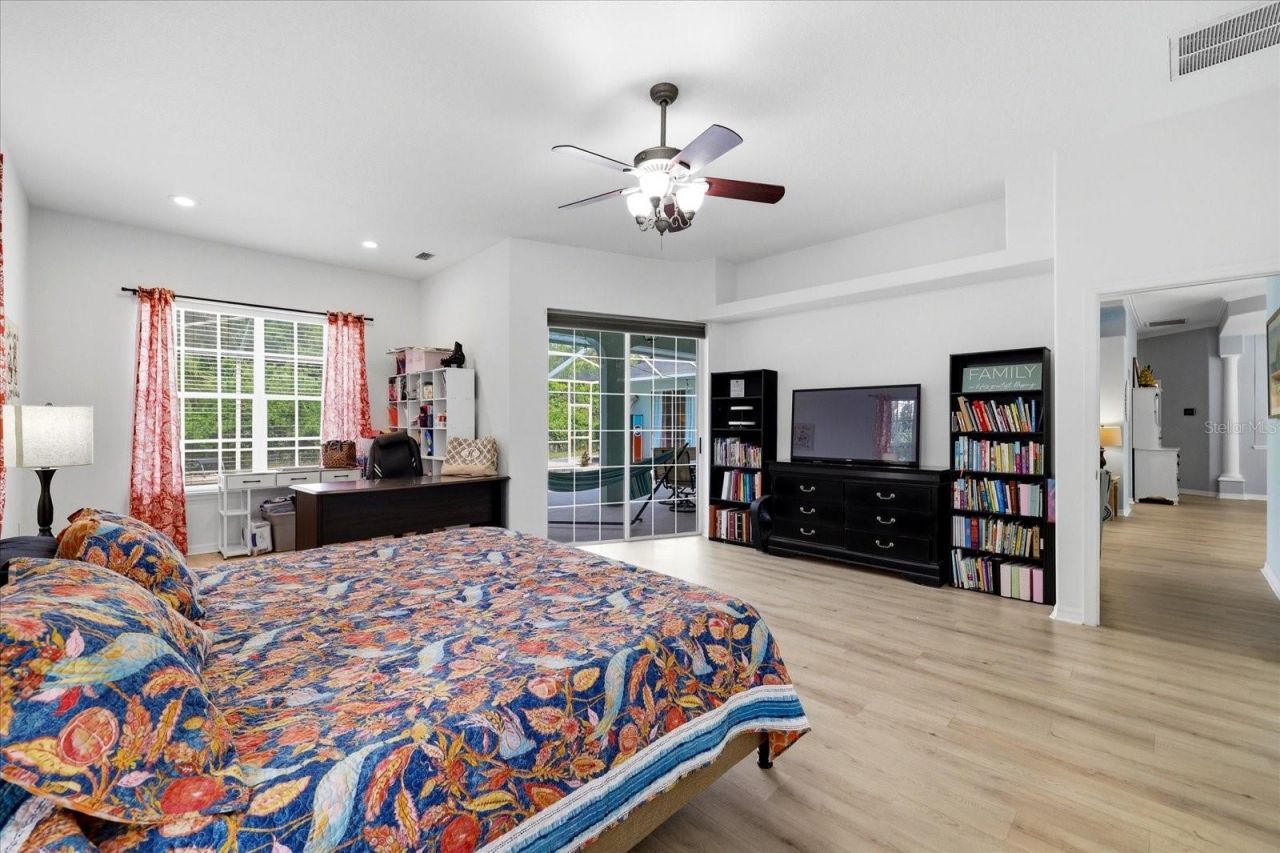 6636 Royal Forest Drive, Lakeland, FL 33811 Photo