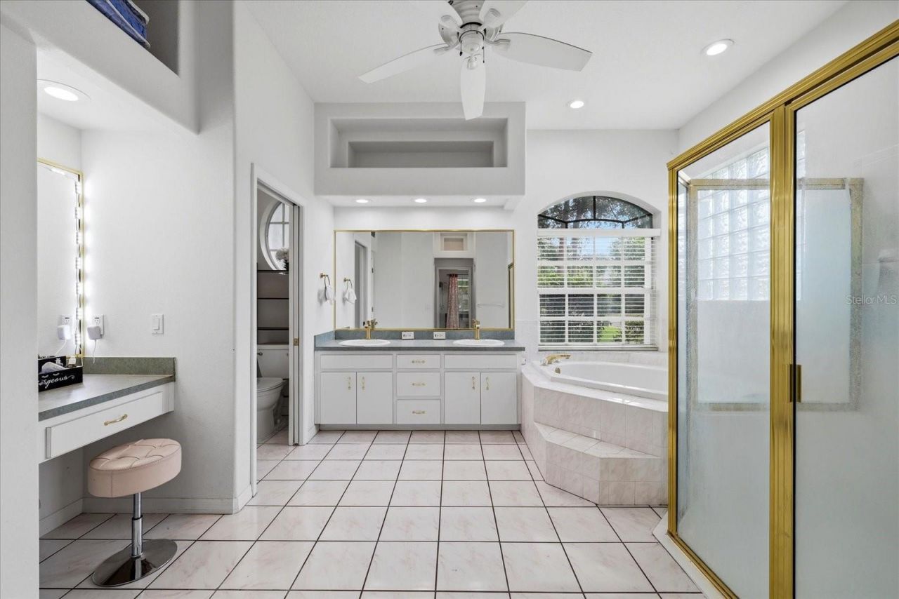 6636 Royal Forest Drive, Lakeland, FL 33811 Photo