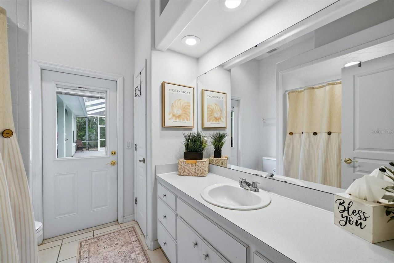 6636 Royal Forest Drive, Lakeland, FL 33811 Photo
