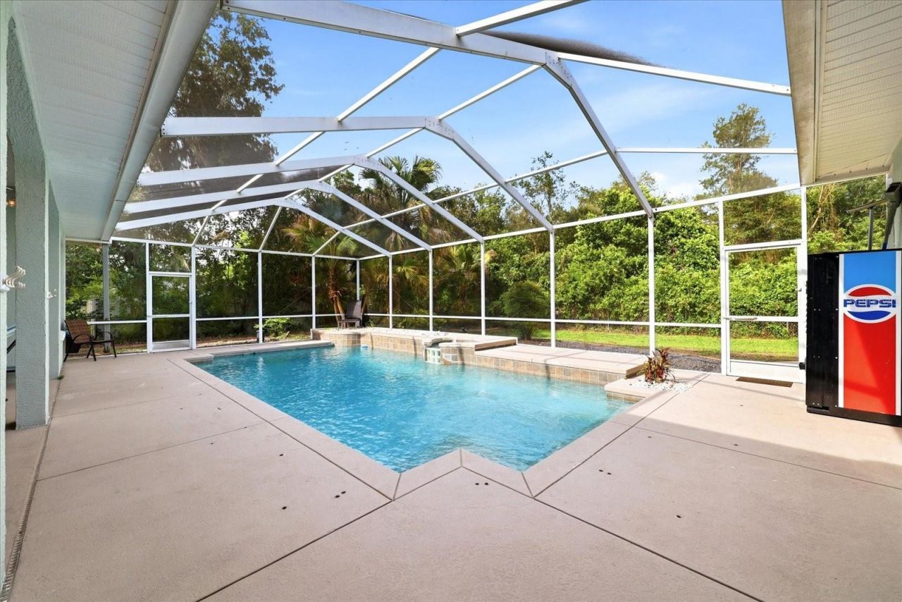 6636 Royal Forest Drive, Lakeland, FL 33811 Photo