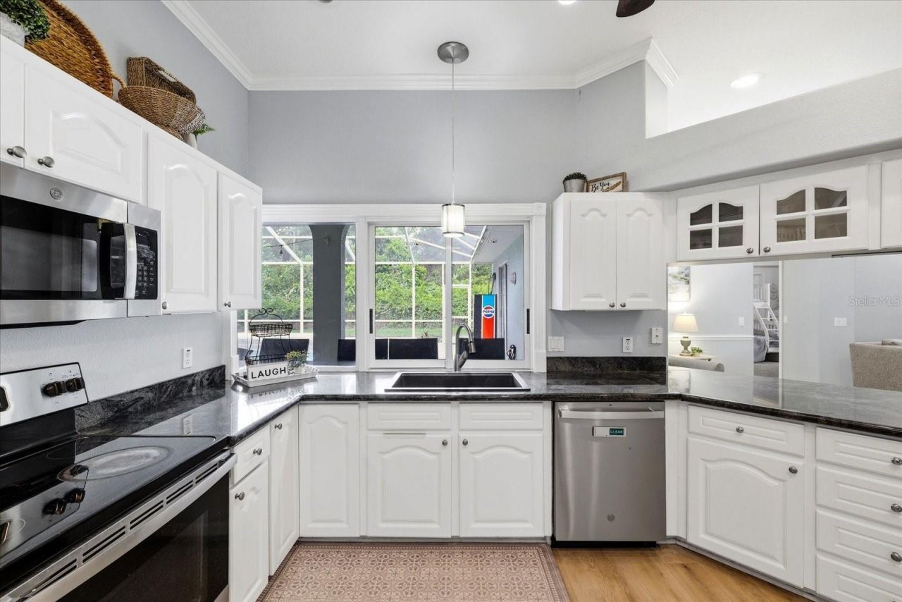 6636 Royal Forest Drive, Lakeland, FL 33811 Photo