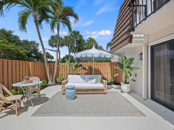 2029 20th Court, Jupiter, FL 33477