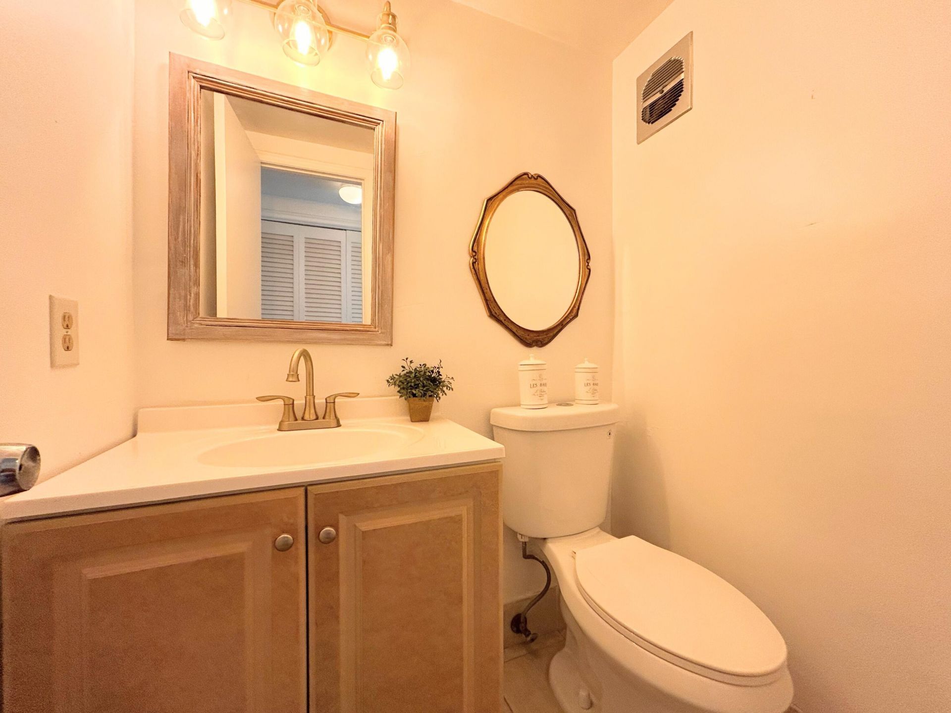 320 Horizons W, Unit 103, Boynton Beach, FL 33435 Photo