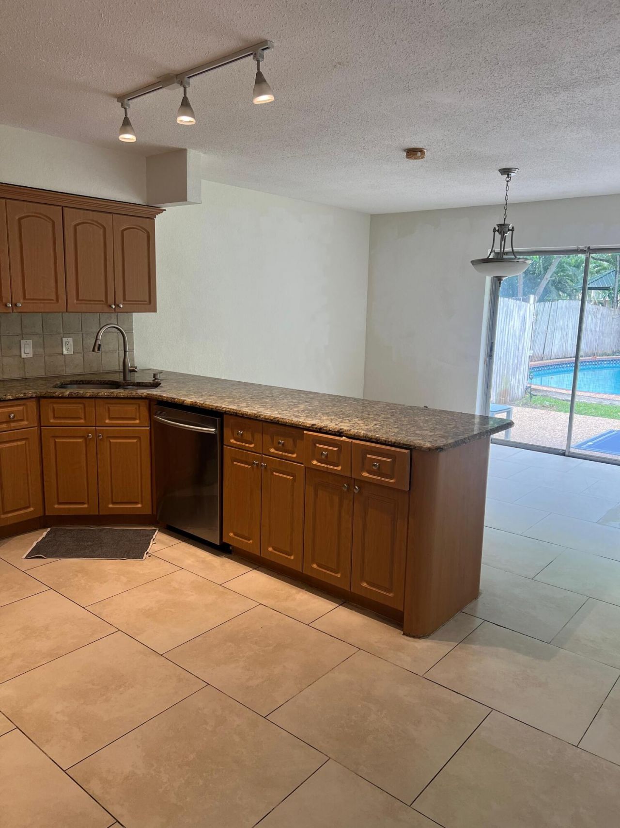 8586 NW 23rd Manor, Unit W, Coral Springs, FL 33065 Photo