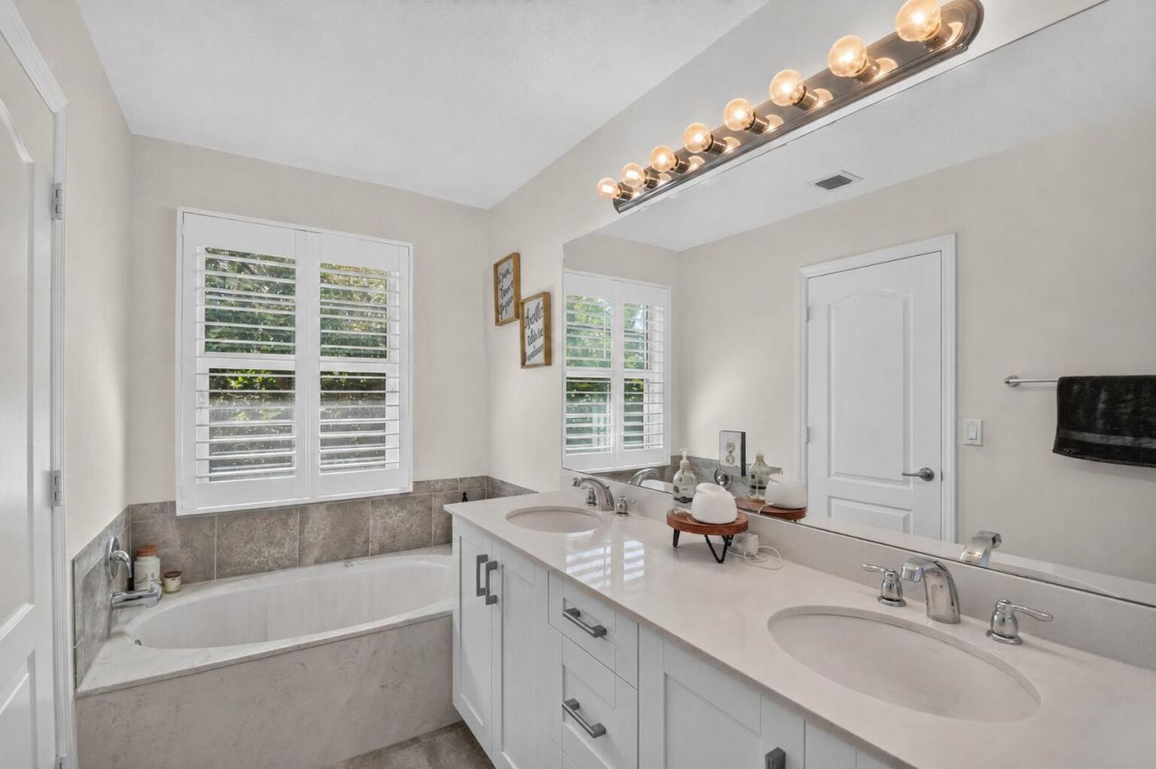5765 Monterra Club Drive, Lake Worth, FL 33463 Photo