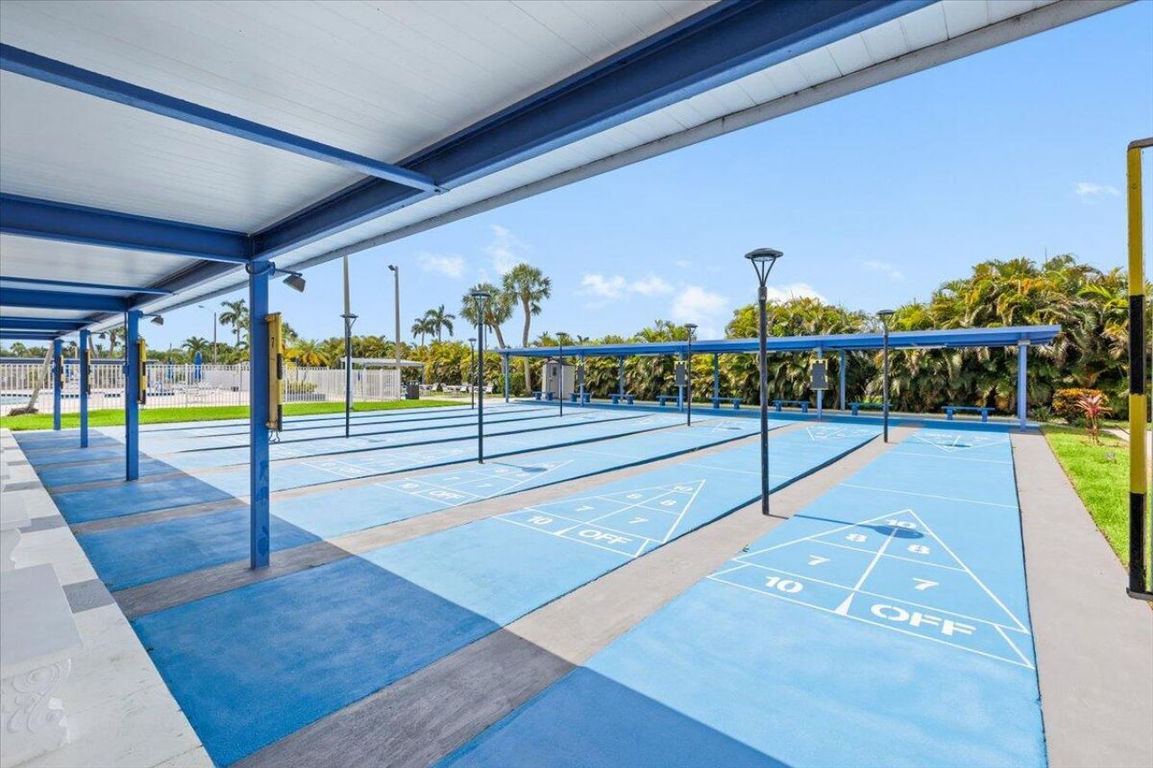 2621 Barkley Drive W, Unit A, West Palm Beach, FL 33415 Photo