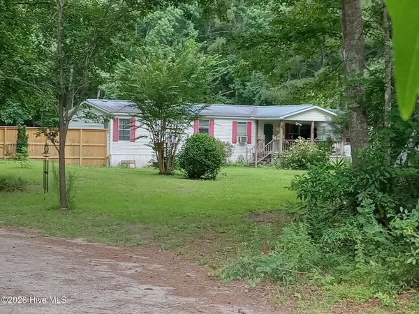 6749 Richardson Drive NW, Ocean Isle Beach, NC 28469