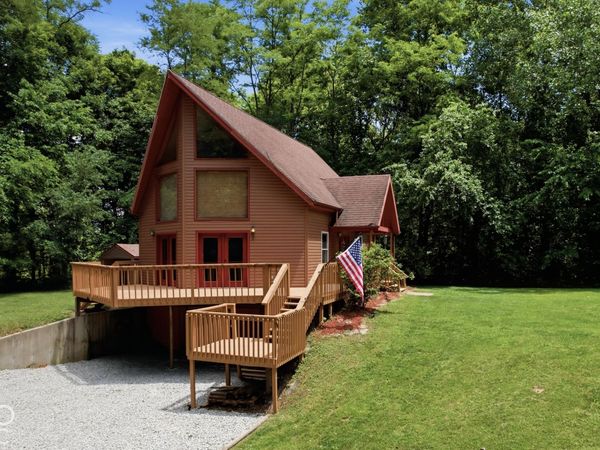 11099 Bushy Road, Metamora, IN 47030