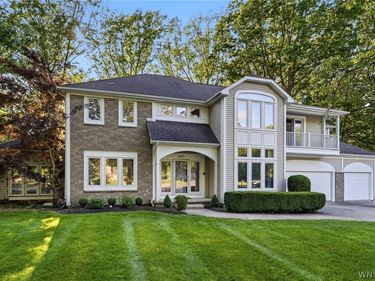 6970 Lockwood Court, Lockport, NY 14094