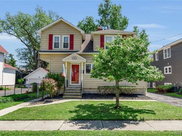 209 California Drive , Buffalo, NY 14221
