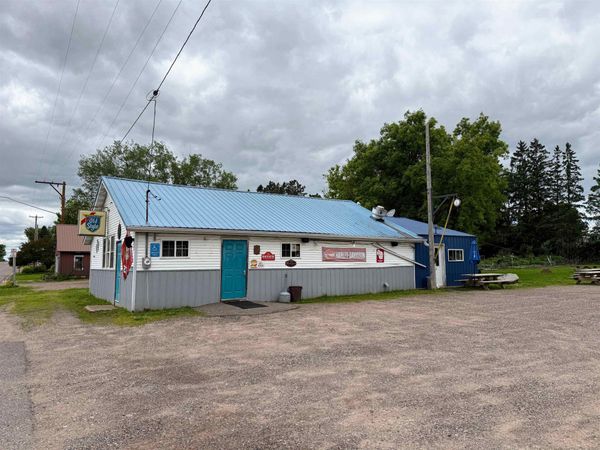 W9168 US HWY 8, Catawba, WI 54515