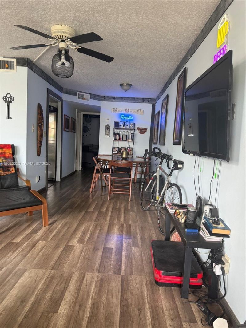 9081 Sunrise Lakes Blvd, Unit 108, Sunrise, FL 33322 Photo