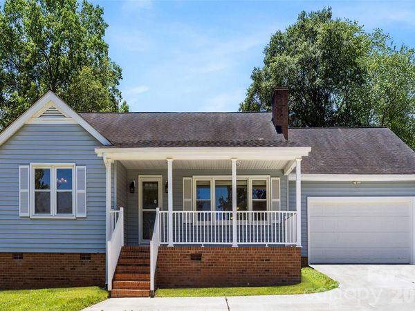 3447 Lake Shore Road S, Denver, NC 28037