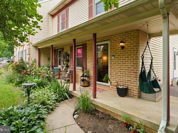 2314 LAWNWOOD COURT, EAST PETERSBURG, PA 17520