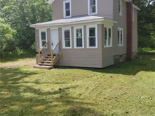 11 4th Avenue, Franklinville, NY 14737