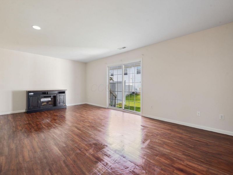 6064 Georges Park Drive, Unit 4D, Canal Winchester, OH 43110 Photo 11