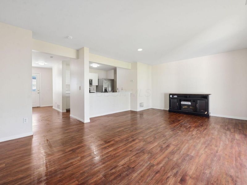 6064 Georges Park Drive, Unit 4D, Canal Winchester, OH 43110 Photo 14