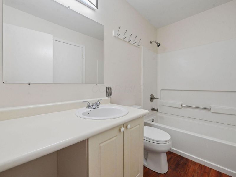 6064 Georges Park Drive, Unit 4D, Canal Winchester, OH 43110 Photo 17