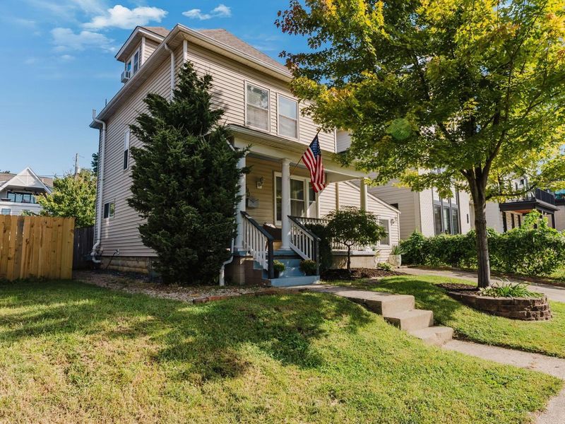 590 W 2nd Avenue, Columbus, OH 43201 Photo 2
