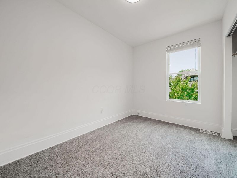 590 W 2nd Avenue, Columbus, OH 43201 Photo 37