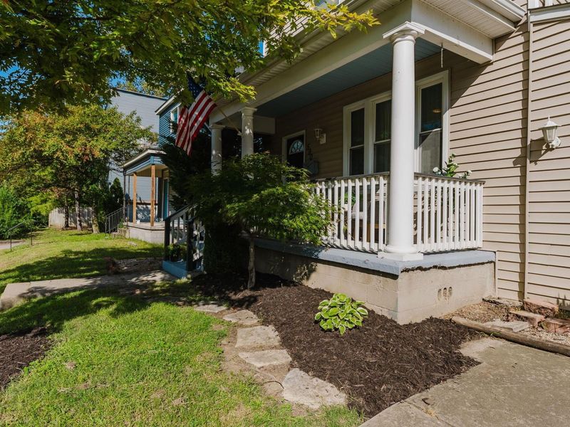 590 W 2nd Avenue, Columbus, OH 43201 Photo 4