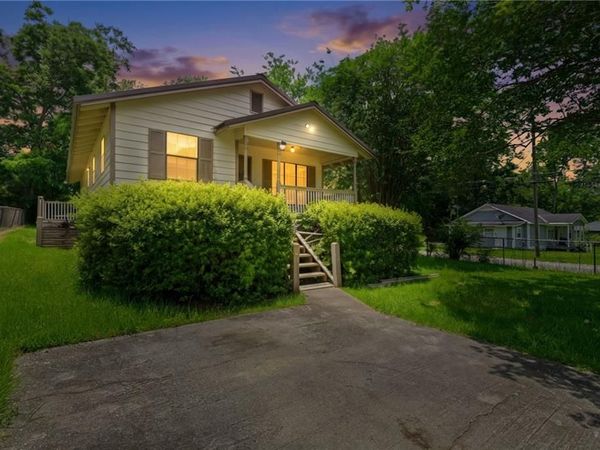 515 W Lee Street, Chickasaw, AL 36611