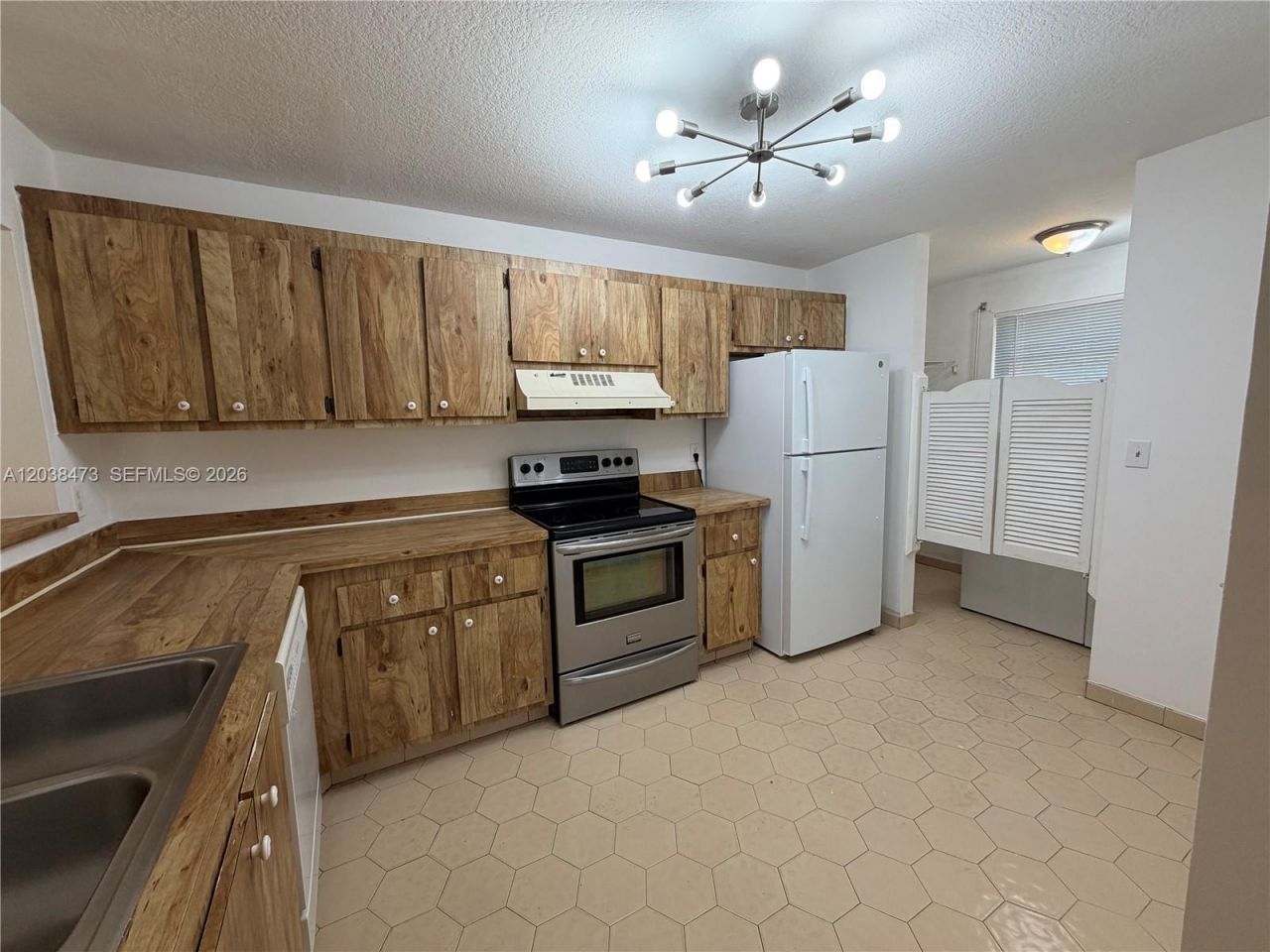 1540 NW 93rd Ave , Unit 296, Pembroke Pines, FL 33024 Photo