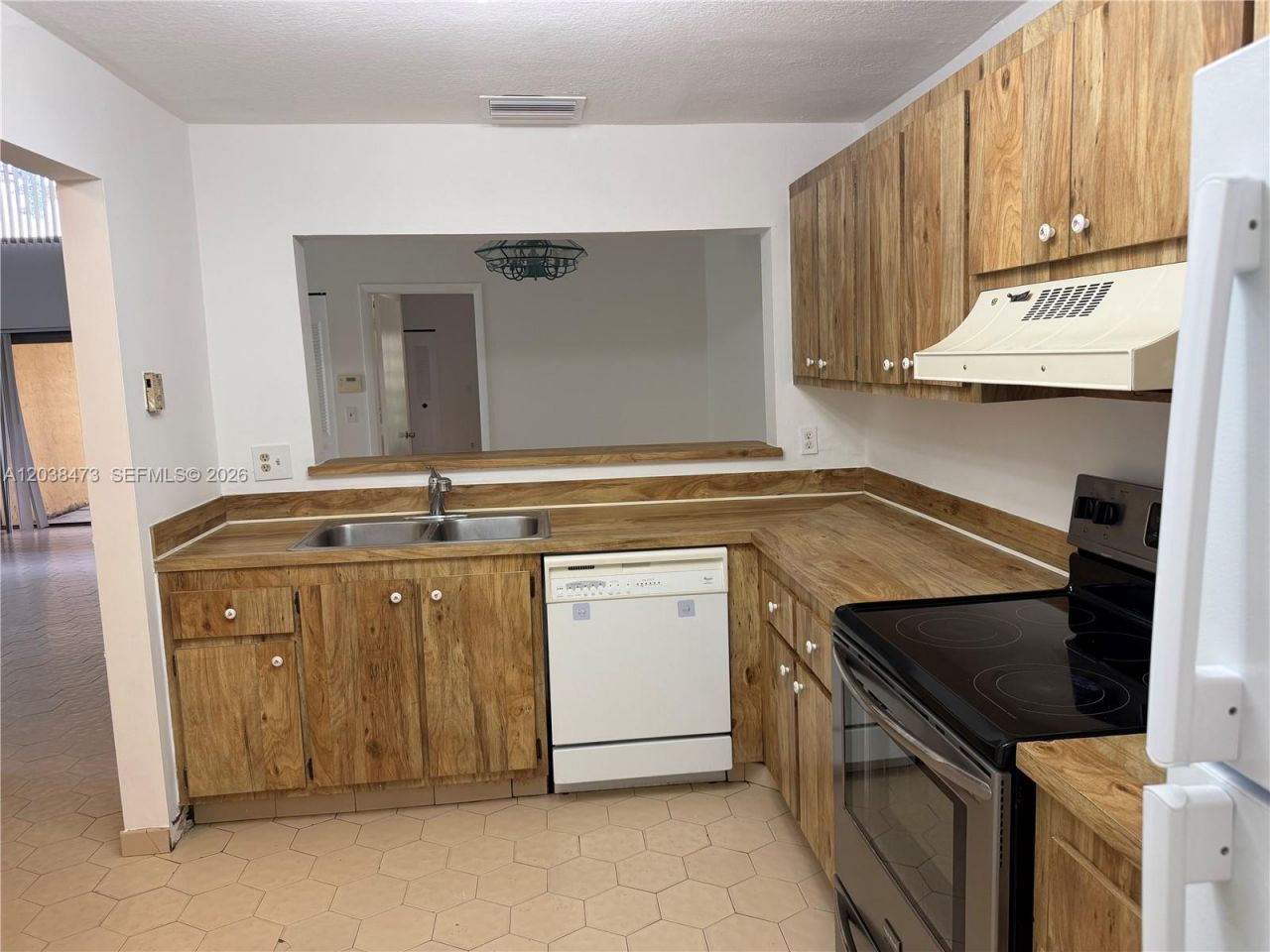 1540 NW 93rd Ave , Unit 296, Pembroke Pines, FL 33024 Photo