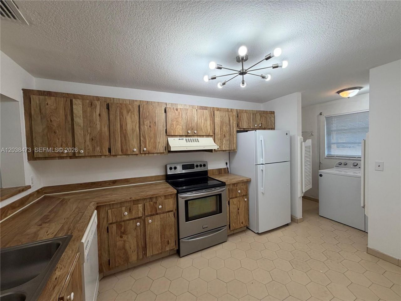 1540 NW 93rd Ave , Unit 296, Pembroke Pines, FL 33024 Photo