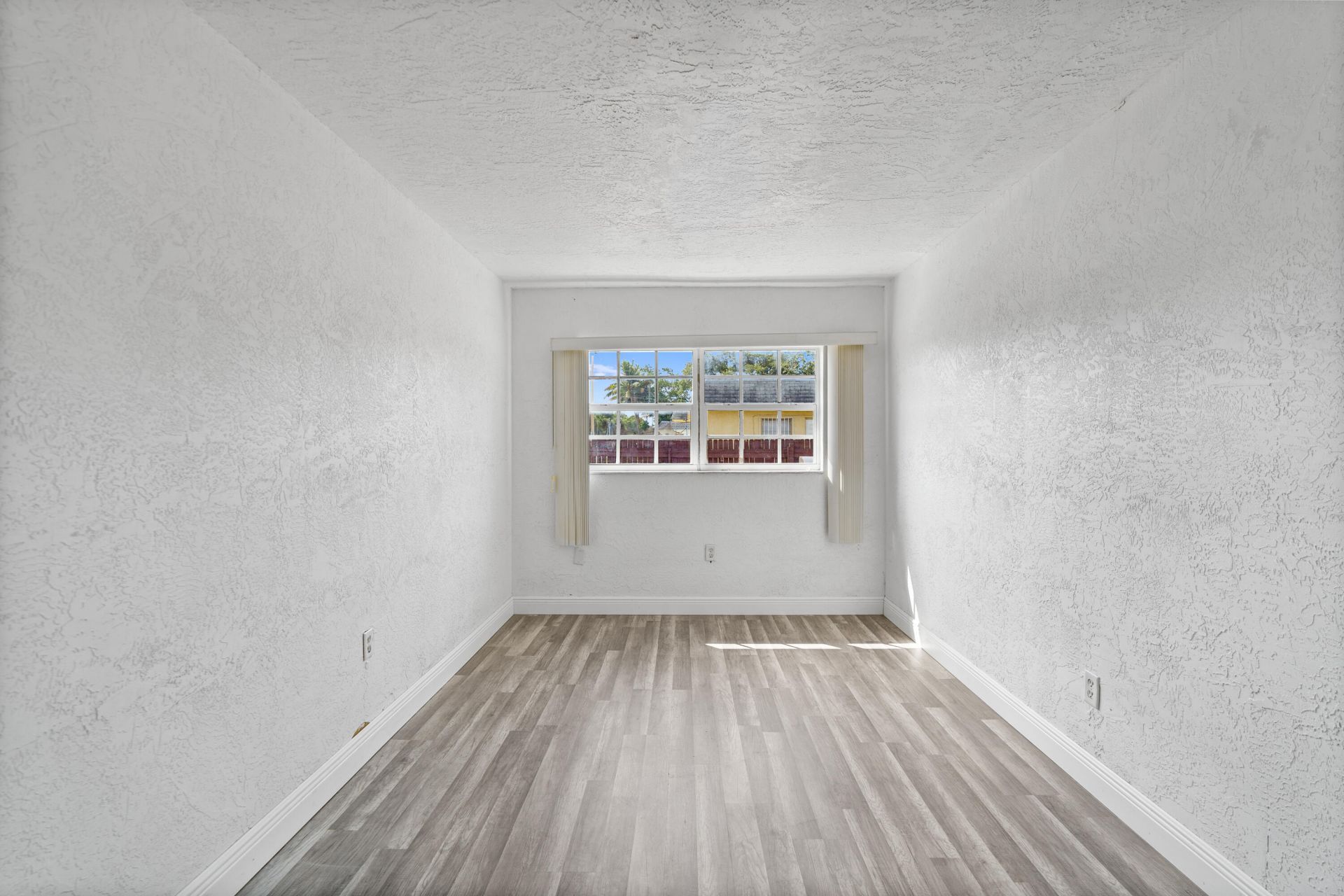 3930 NW 207 St Road, Miami Gardens, FL 33055 Photo