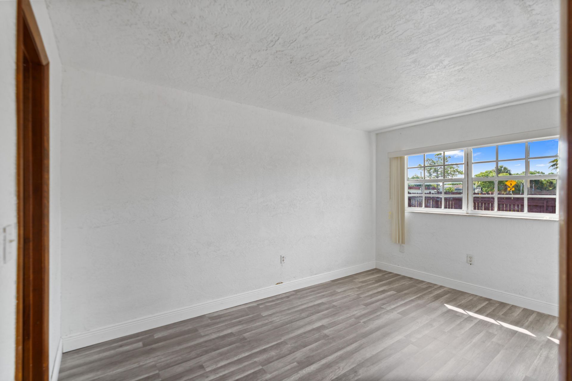 3930 NW 207 St Road, Miami Gardens, FL 33055 Photo