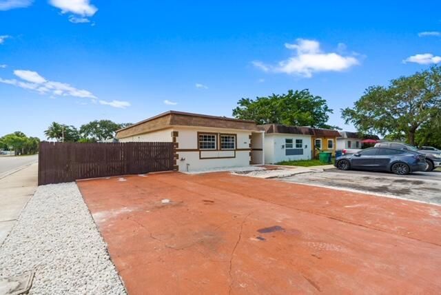 3930 NW 207 St Road, Miami Gardens, FL 33055 Photo